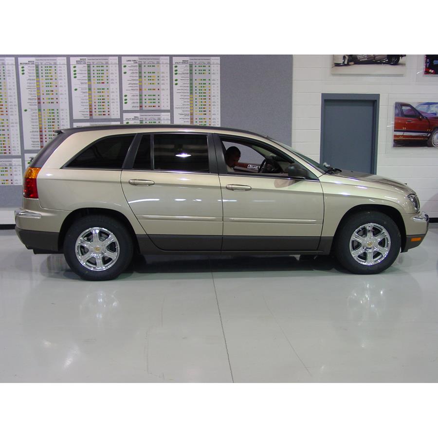 2005 Chrysler Pacifica Exterior