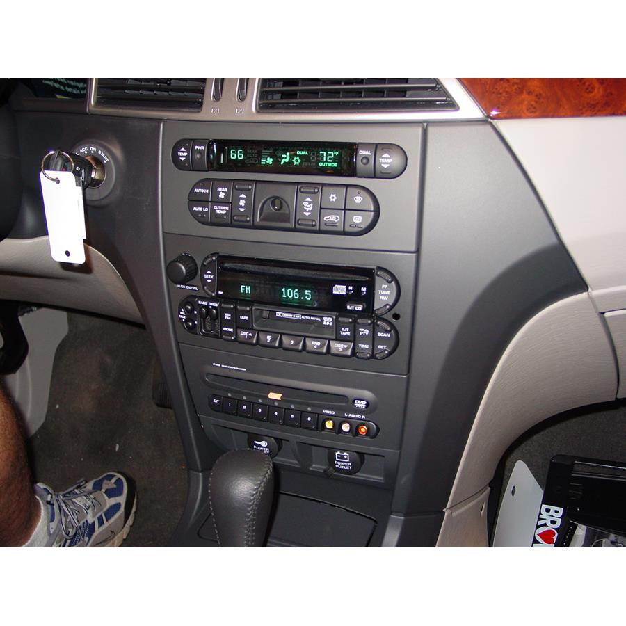 2004 Chrysler Pacifica Factory Radio