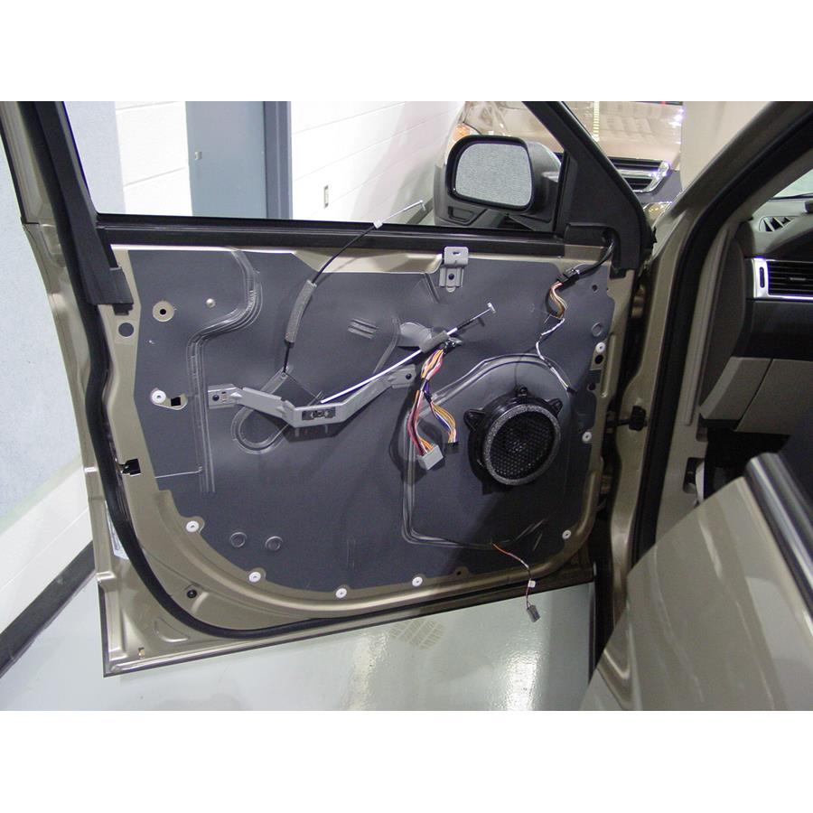 2006 Chrysler Pacifica Front door woofer