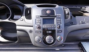 2010 Kia Forte Koup Factory Radio