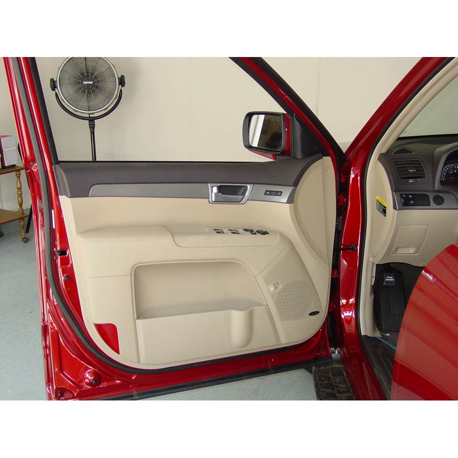 2009 Kia Borrego Front door speaker location