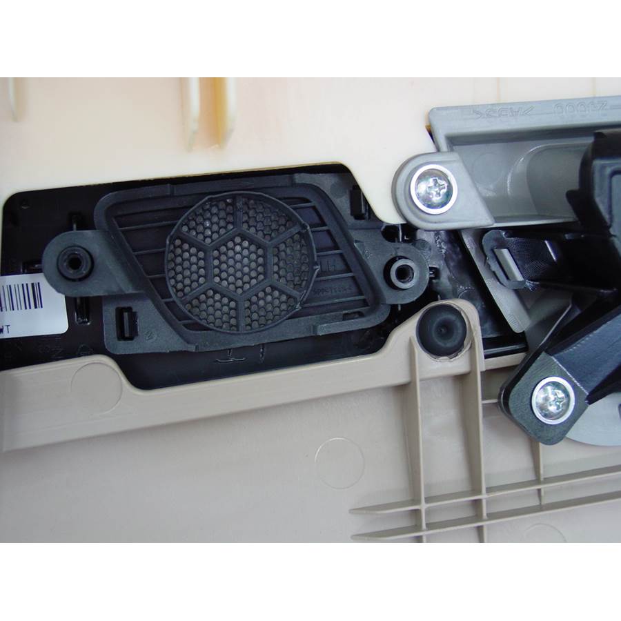 2009 Kia Borrego Rear door tweeter removed