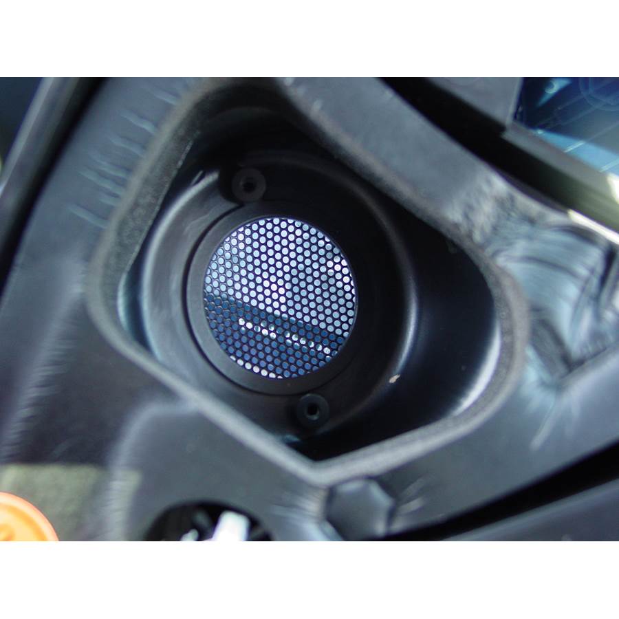 2007 Kia Sorento Front door tweeter removed