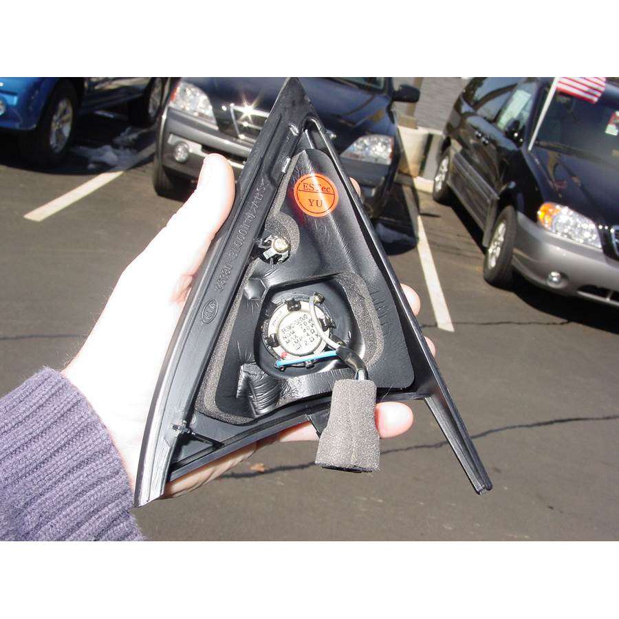 2007 Kia Sorento Front door tweeter