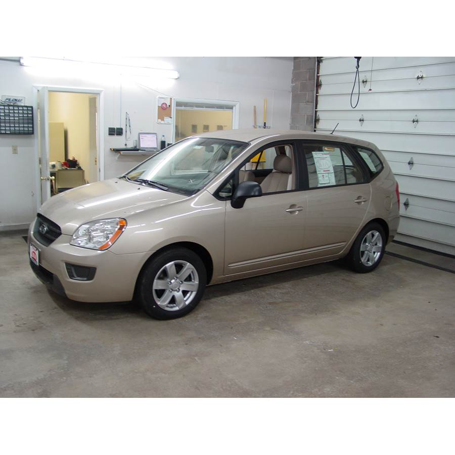 2008 Kia Rondo Exterior