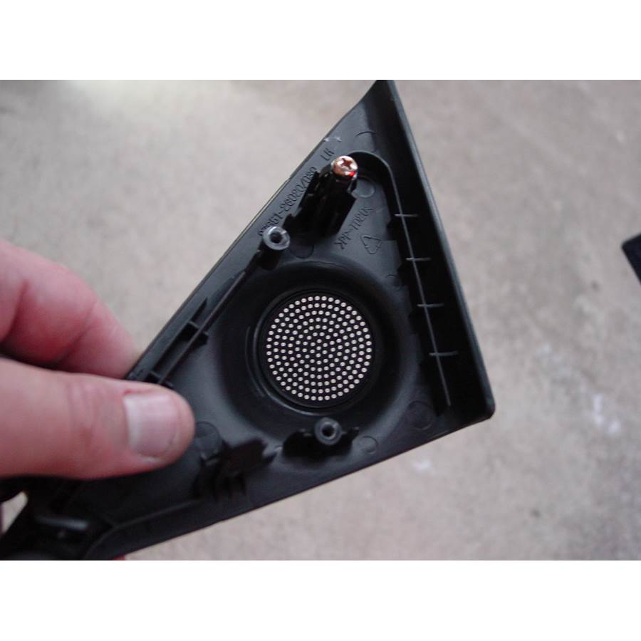 2008 Kia Optima Front door tweeter removed