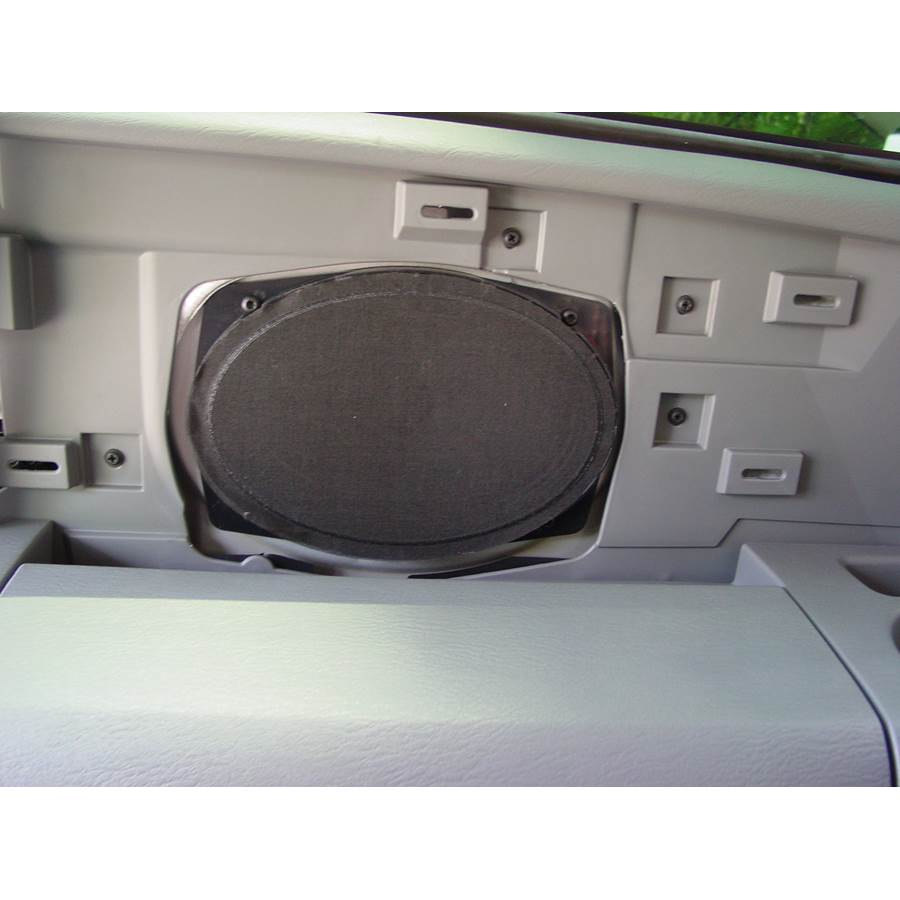 2003 Chrysler Town and Country Far-rear side speaker