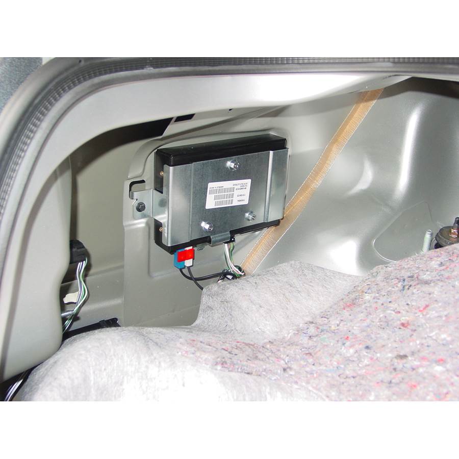 2005 Chrysler 300 Factory amplifier