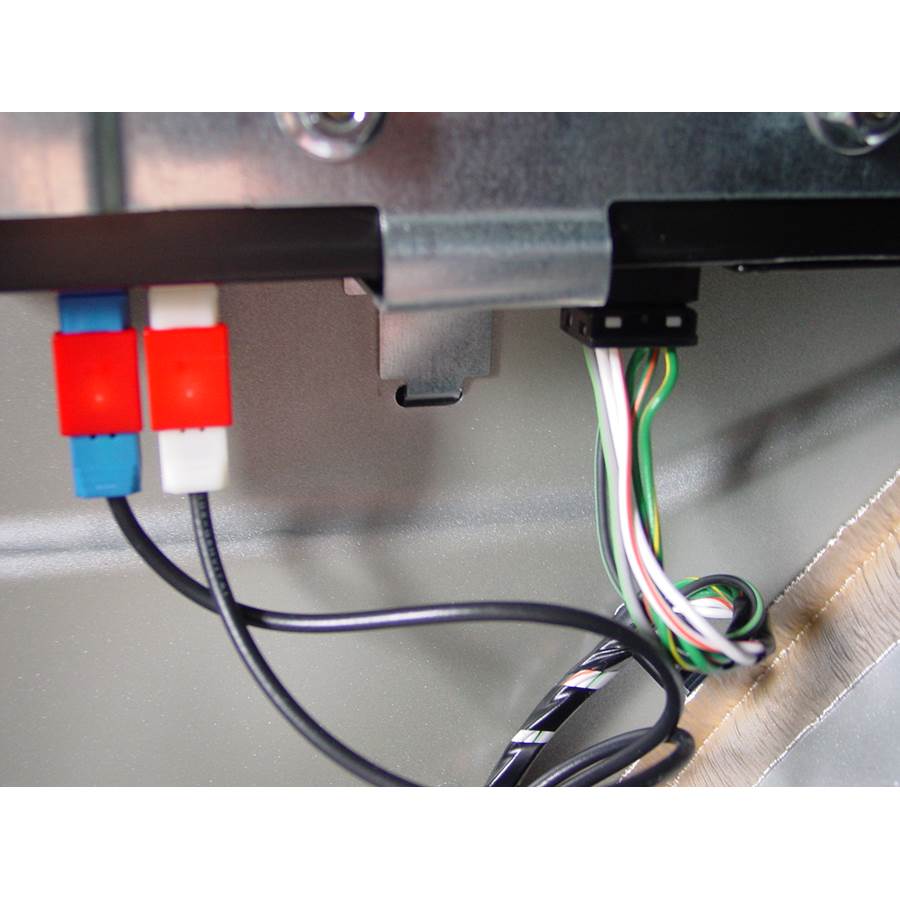 2005 Chrysler 300 Factory amp wiring