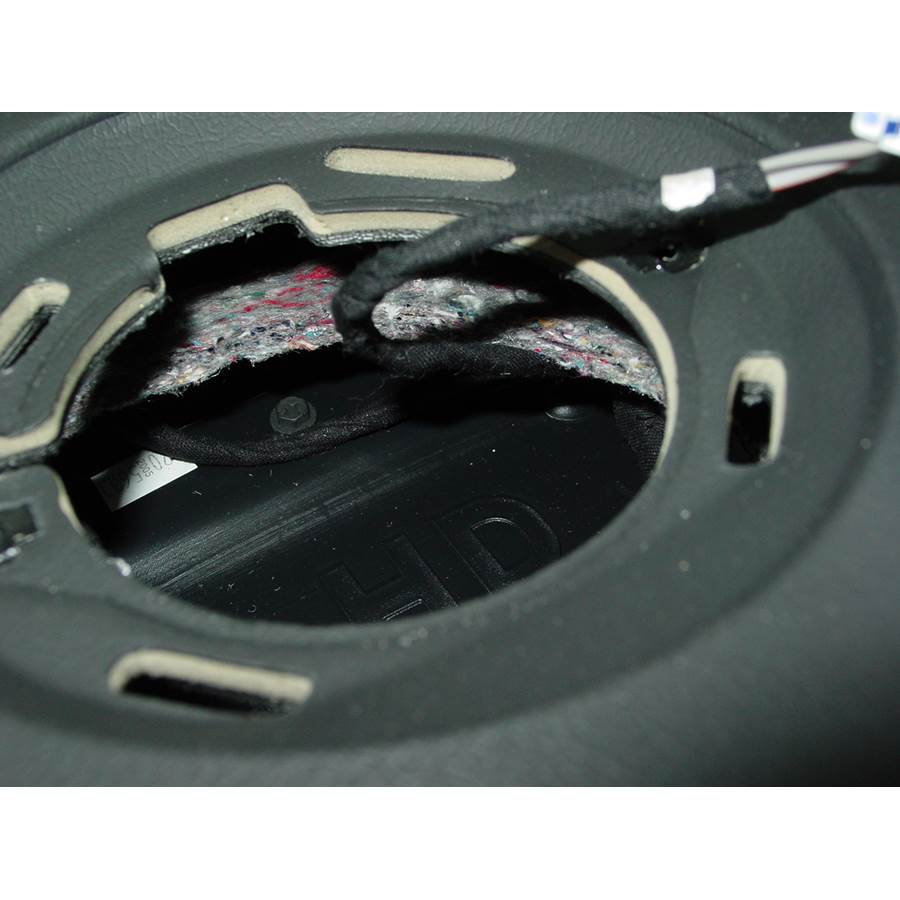 2009 Chrysler 300 Center dash speaker removed