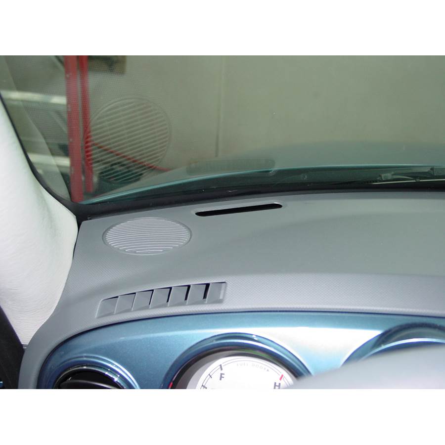 2008 Chrysler PT Cruiser Dash speaker location