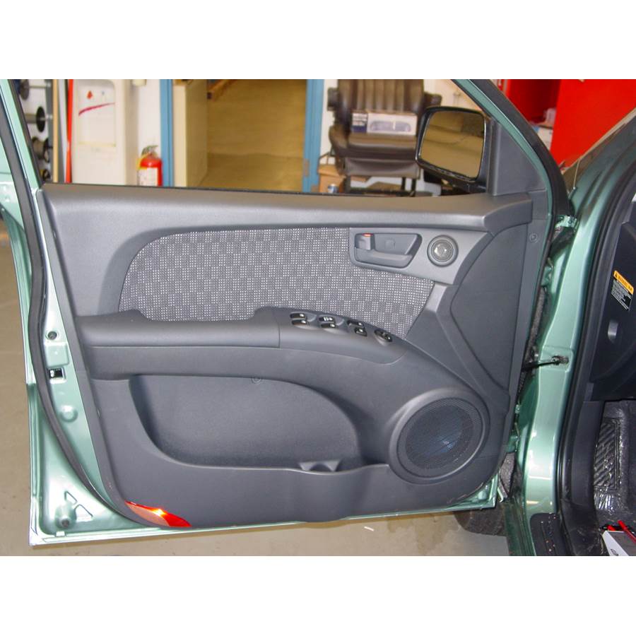 2005 Kia Sportage Front door speaker location