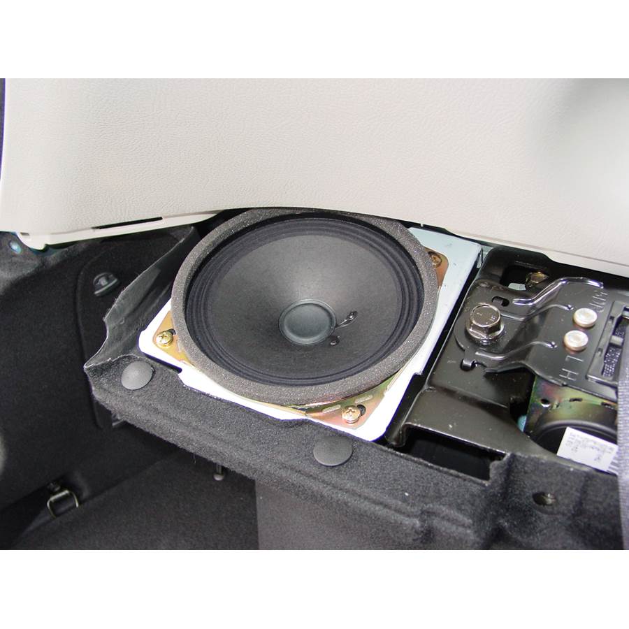 2006 Kia Spectra5 Side panel speaker