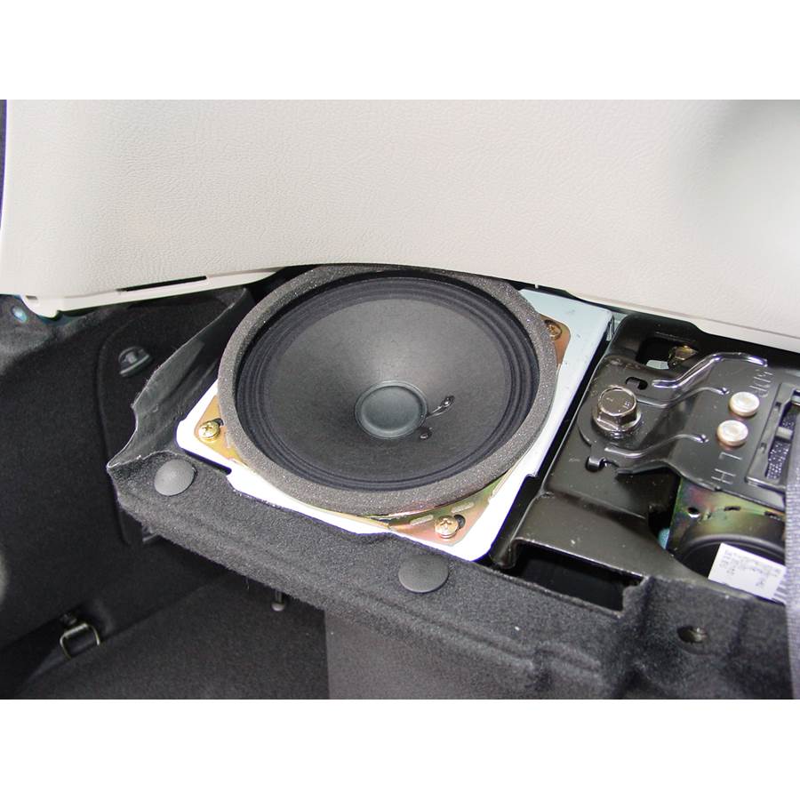 2007 Kia Spectra5 Side panel speaker
