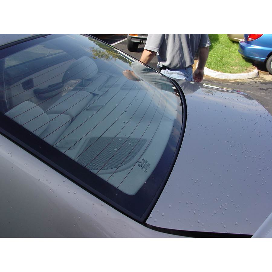 2005 Kia Spectra Rear deck speaker location