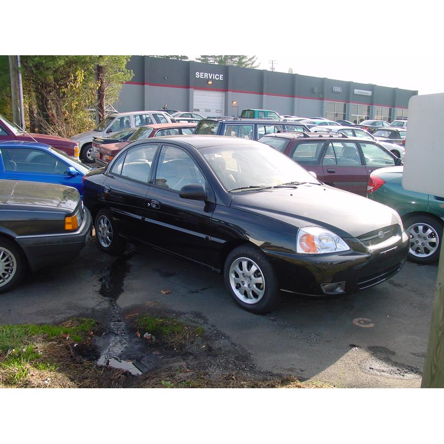 2005 Kia Rio Exterior