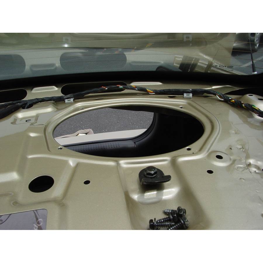 2003 Kia Optima Rear deck speaker removed
