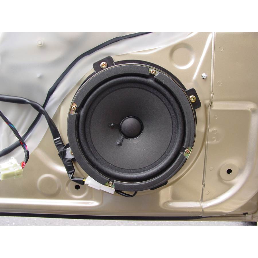 2005 Kia Optima Front door woofer