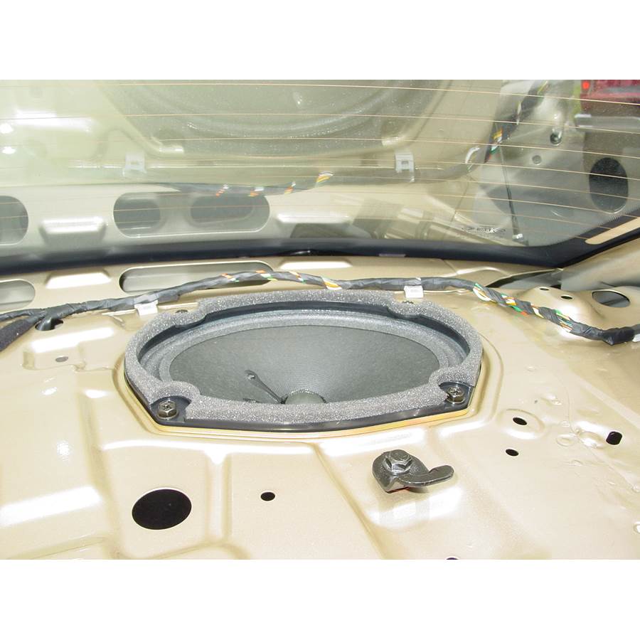 2005 Kia Optima Rear deck speaker