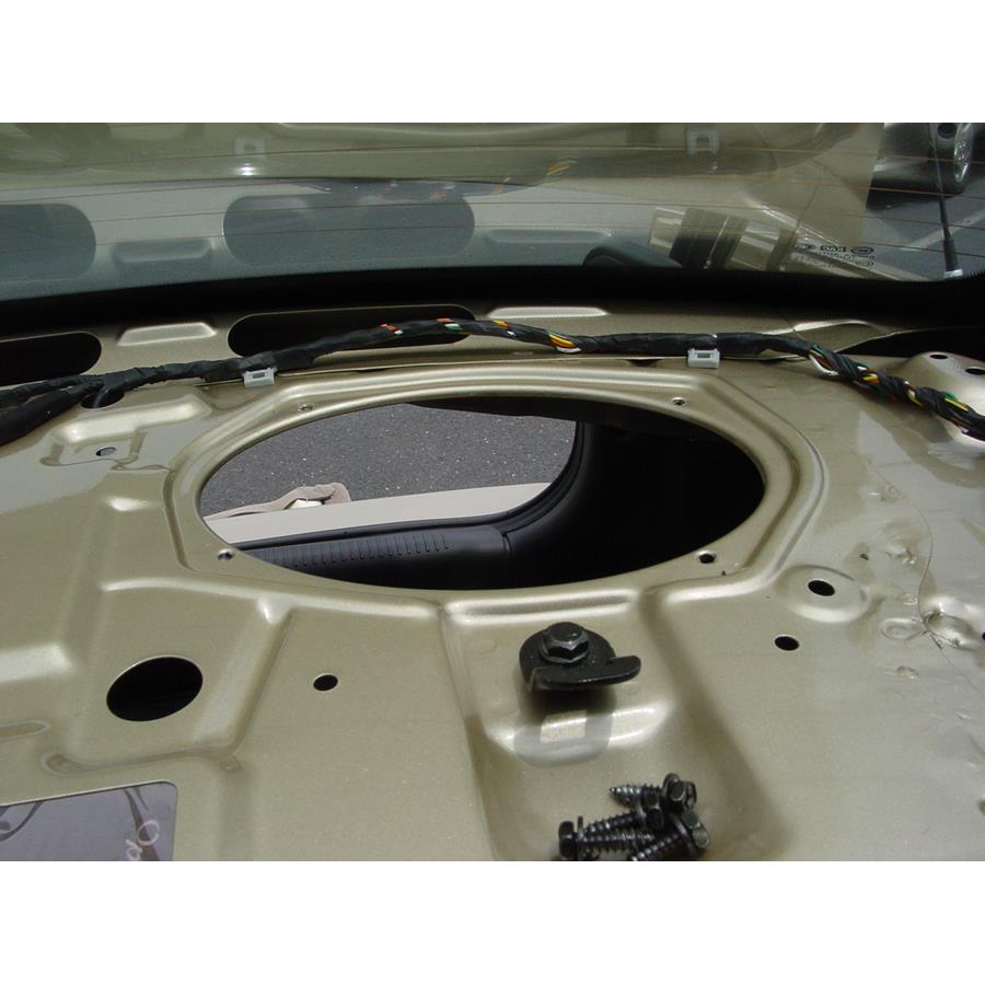 2006 Kia Optima Rear deck speaker removed