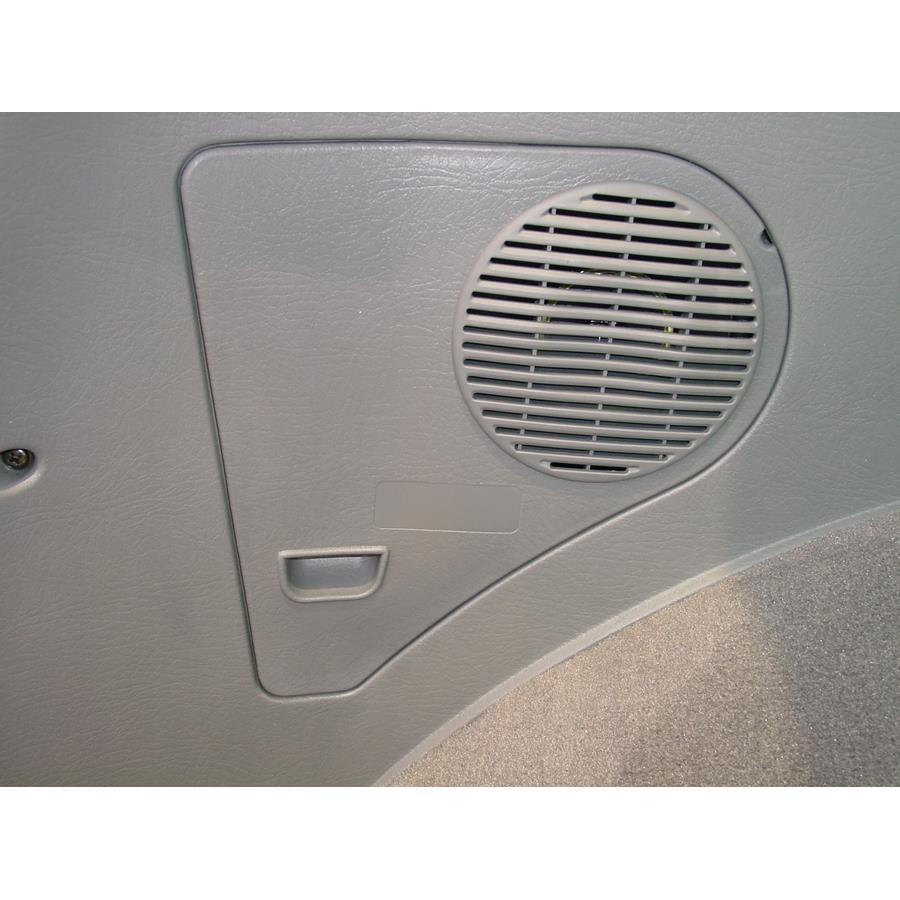 2002 Kia Sportage Far-rear side speaker location