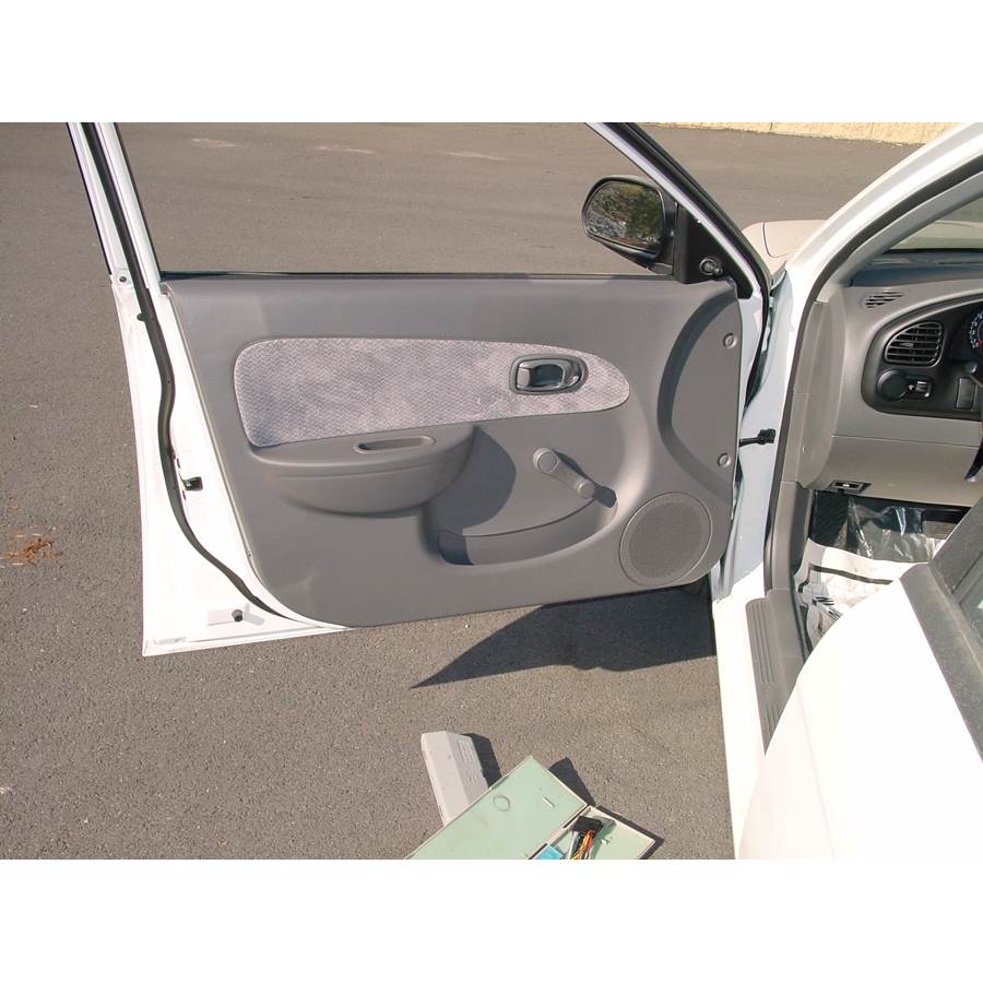 2000 Kia Spectra Front door speaker location
