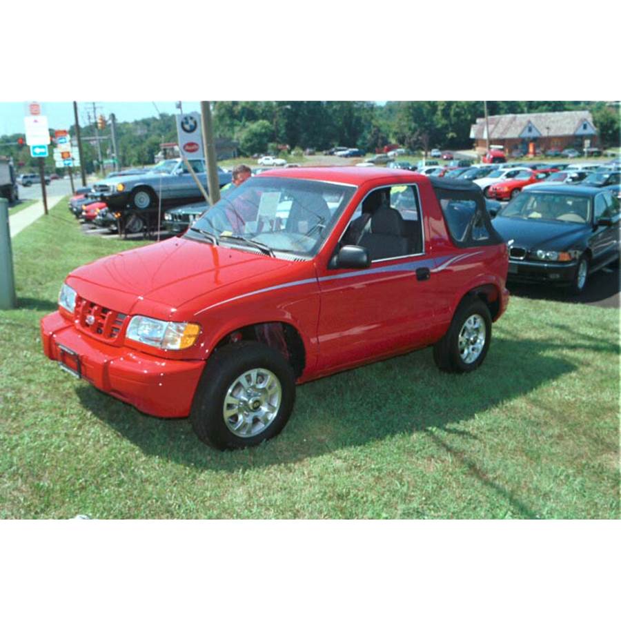 2001 Kia Sportage Exterior
