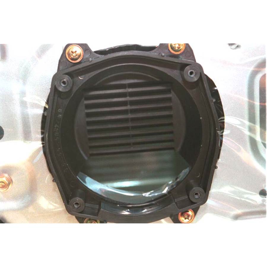 1998 Kia Sportage Front speaker removed