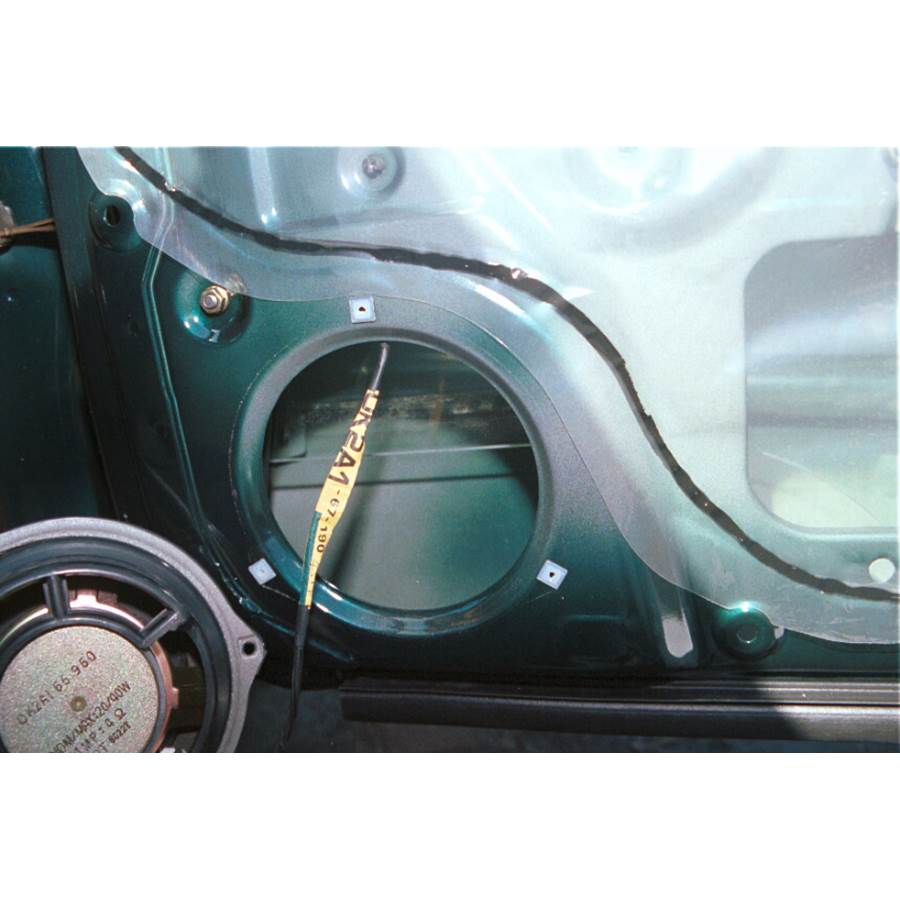 1999 Kia Sephia Front speaker removed