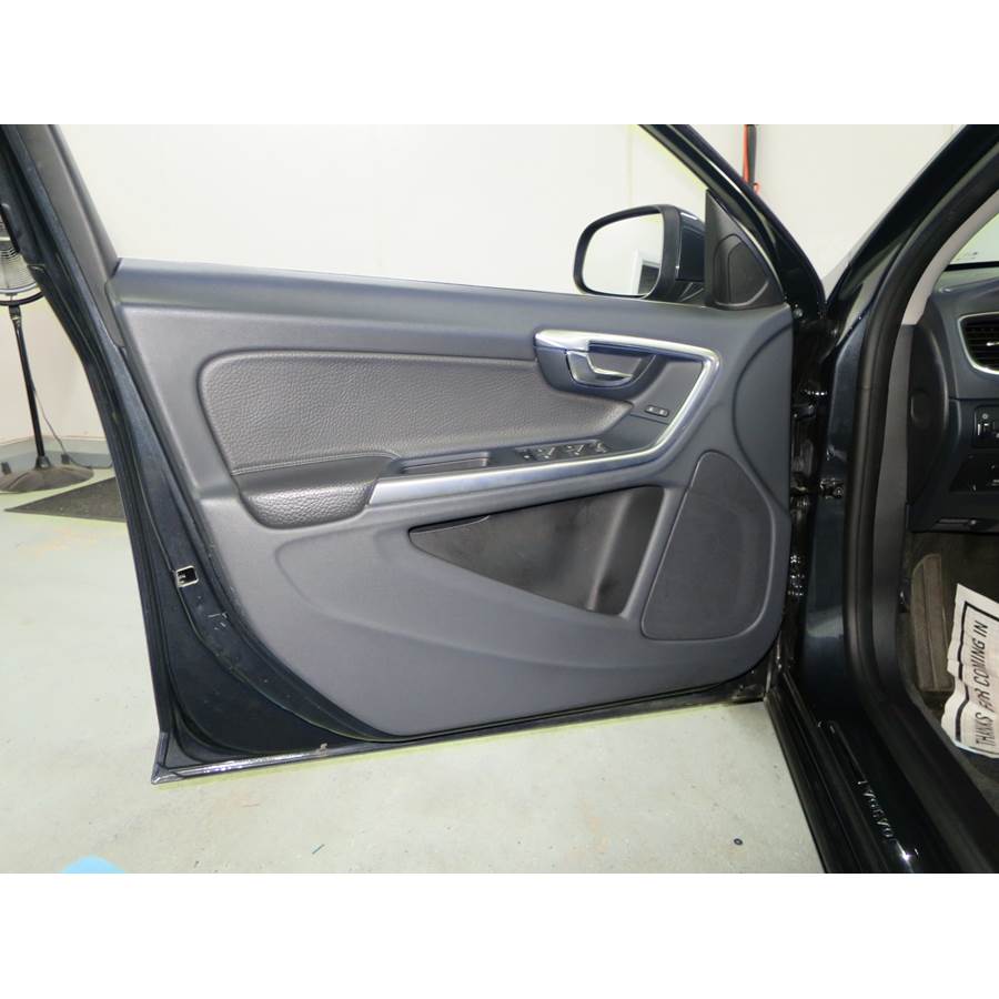 2016 Volvo S60 Front door speaker location