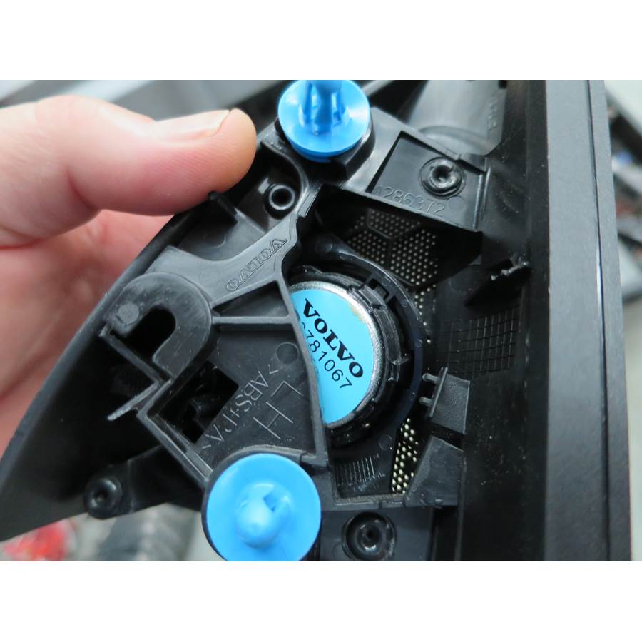 2016 Volvo S60 Front door tweeter