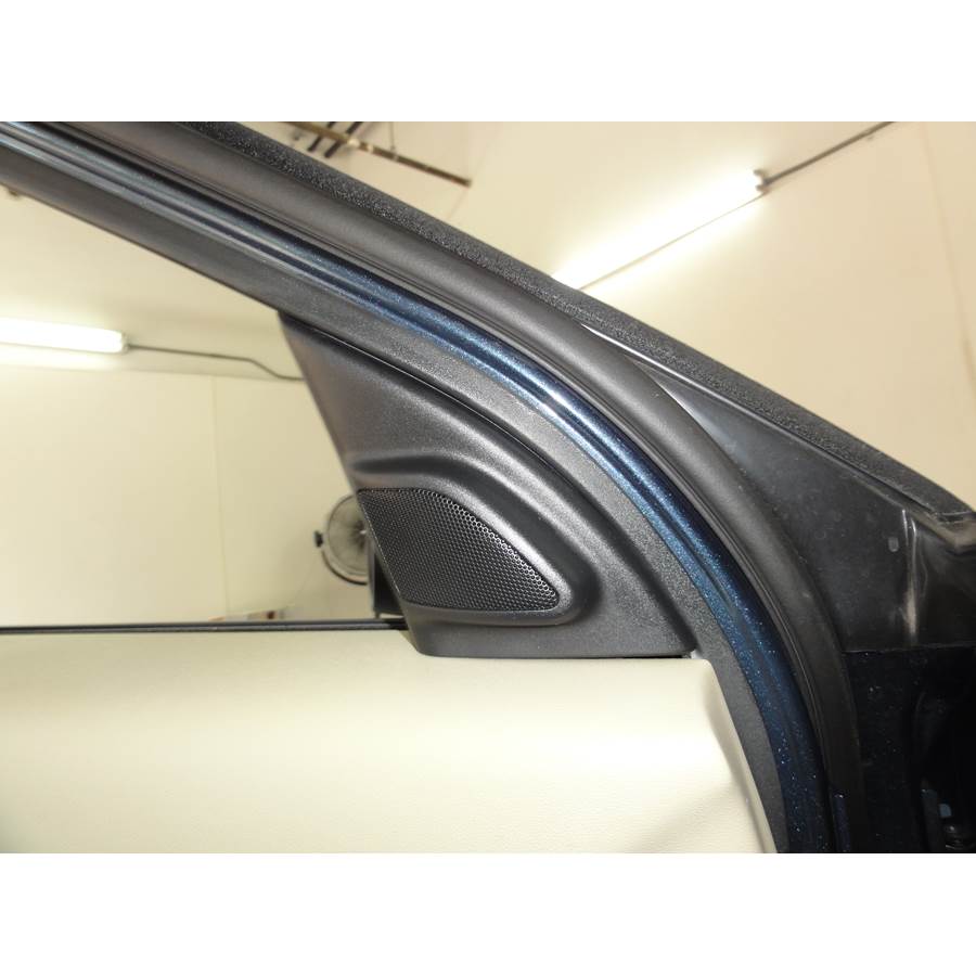 2013 Volvo XC70 Front door tweeter location