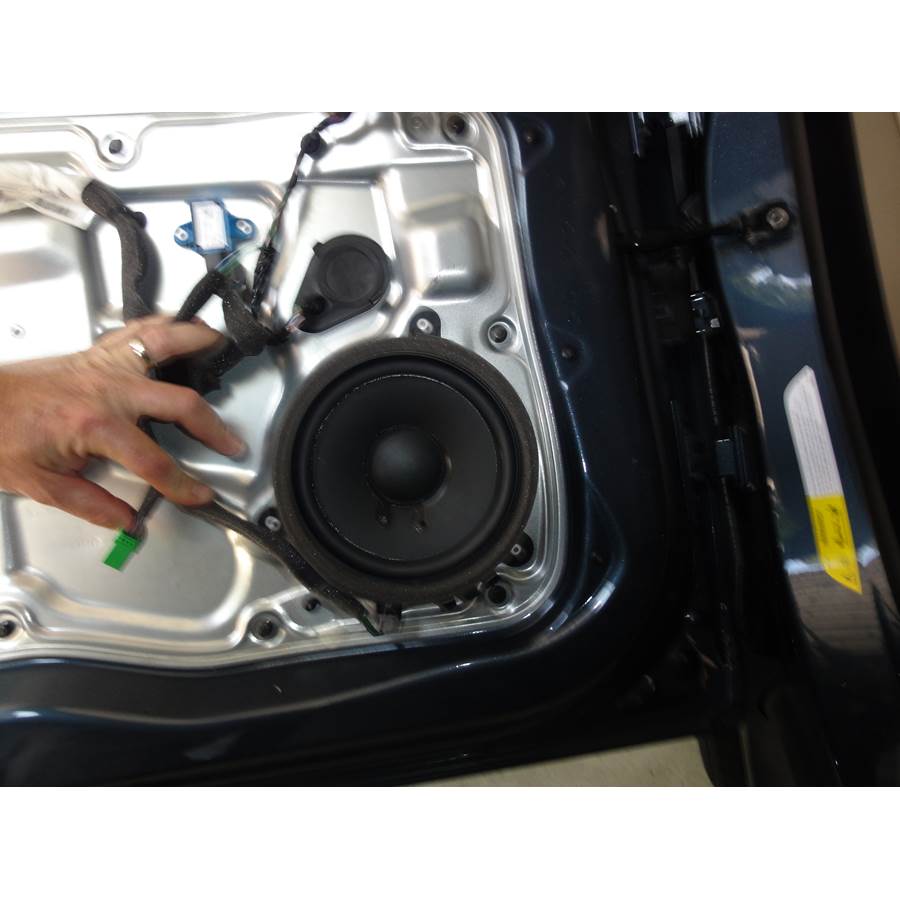 2008 Volvo XC70 Front door woofer