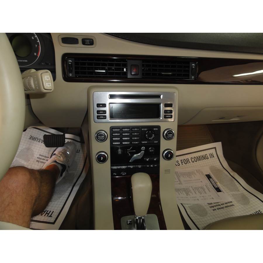 2013 Volvo XC70 Factory Radio