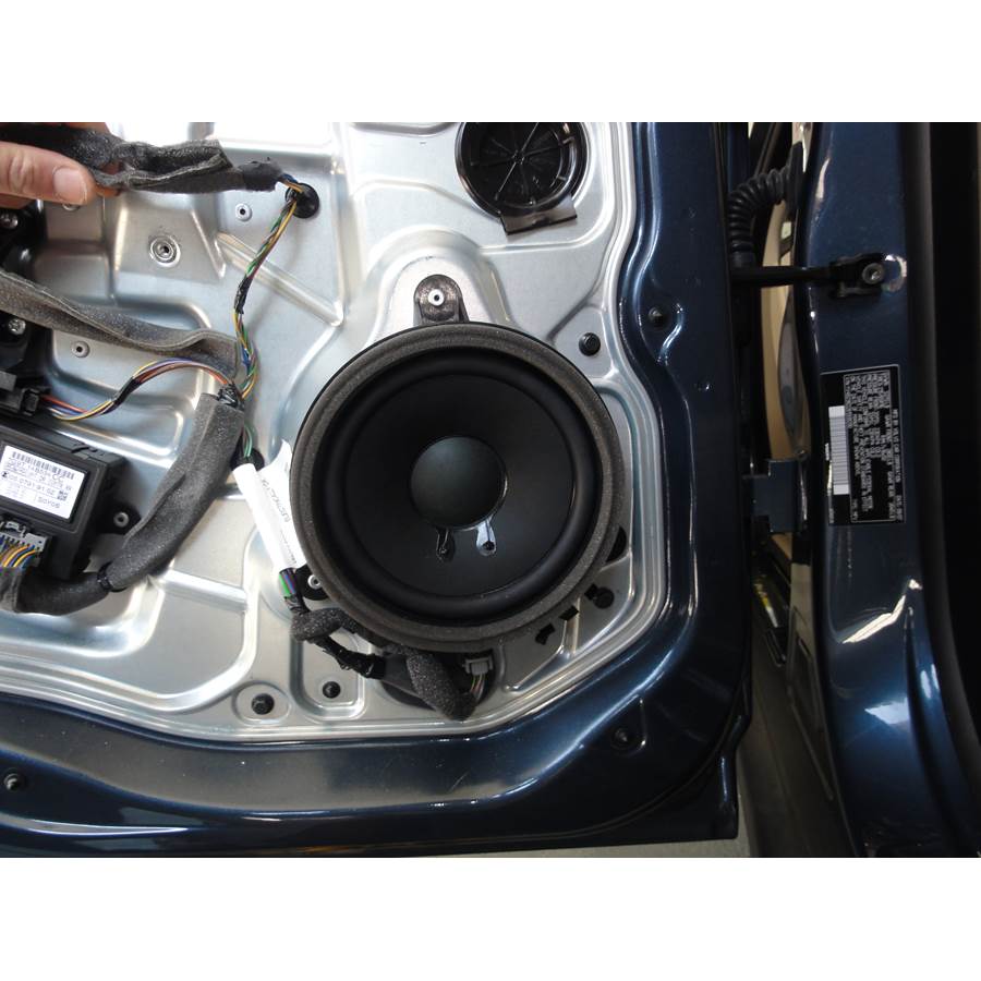 2013 Volvo XC70 Rear door woofer