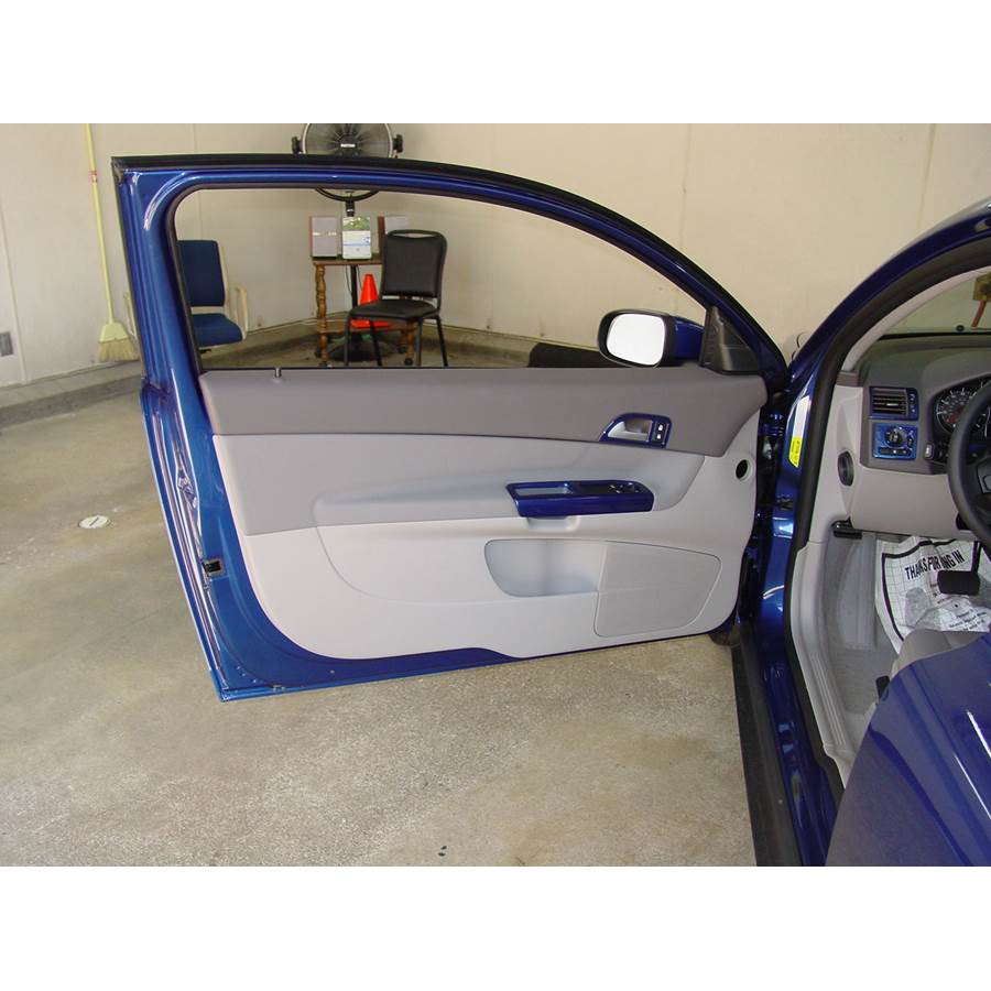 2011 Volvo C30 Front door speaker location