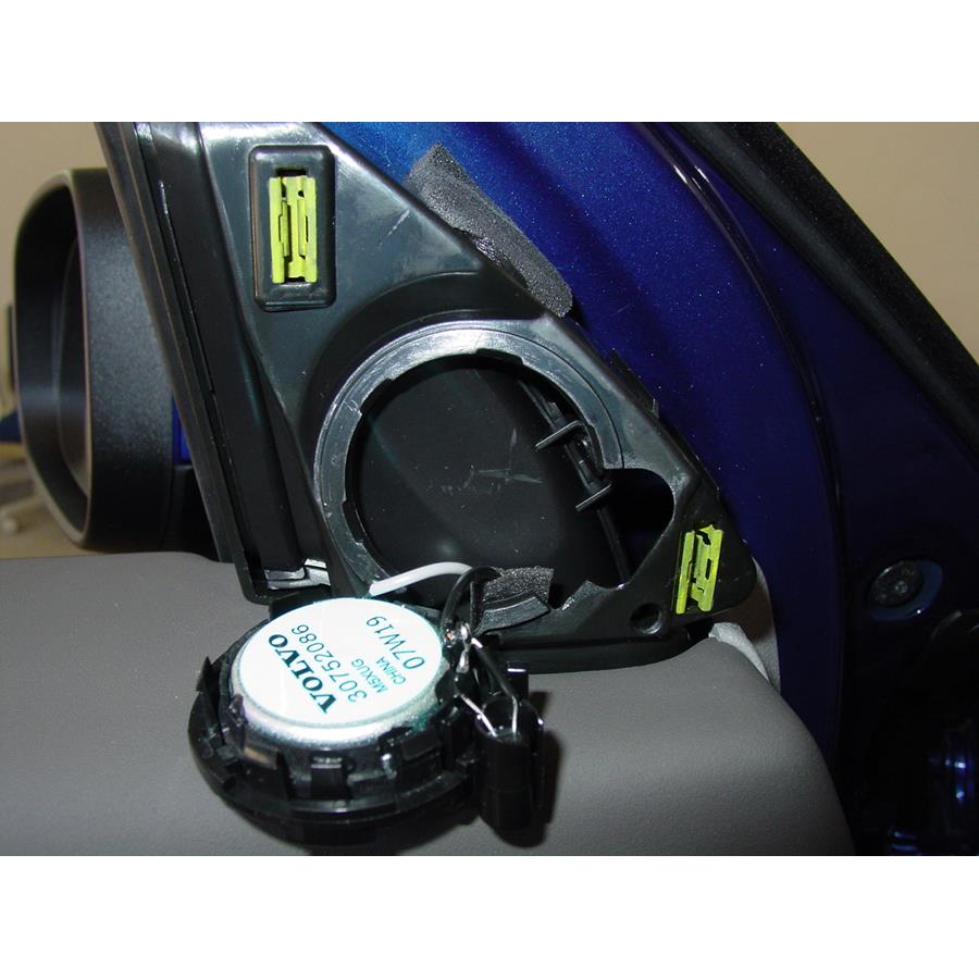 2011 Volvo C30 Front door tweeter removed