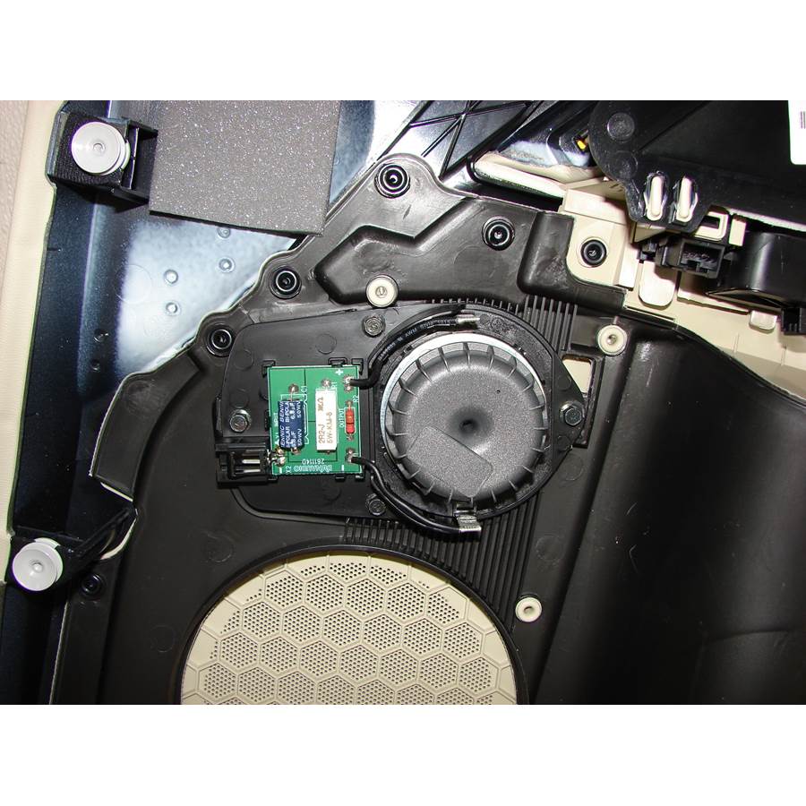 2008 Volvo S80 Front door midrange