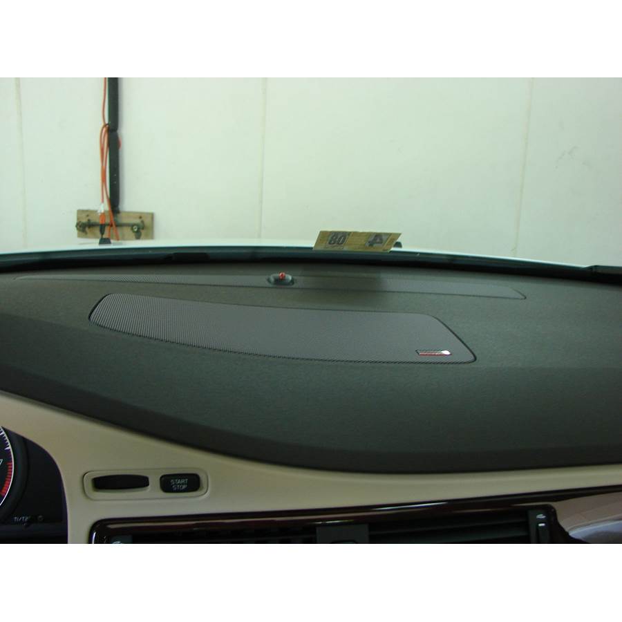 2011 Volvo S80 Center dash speaker location