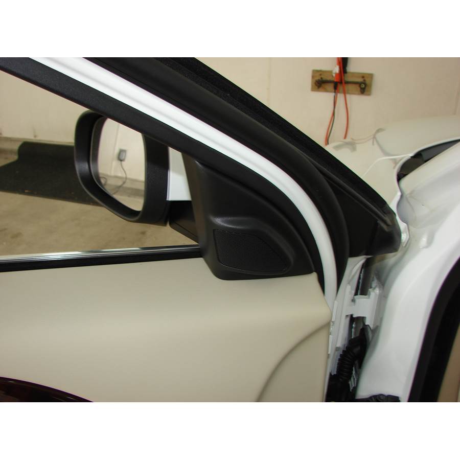 2016 Volvo S80 Front door tweeter location
