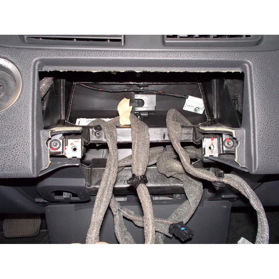 2011 Volvo S40 Factory radio removed