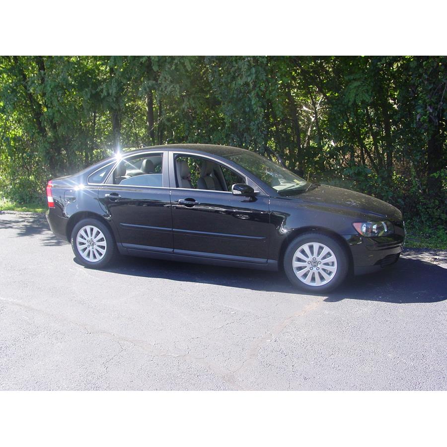 2005 Volvo S40 Exterior