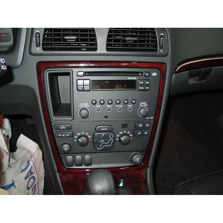 2006 Volvo XC70 Factory Radio