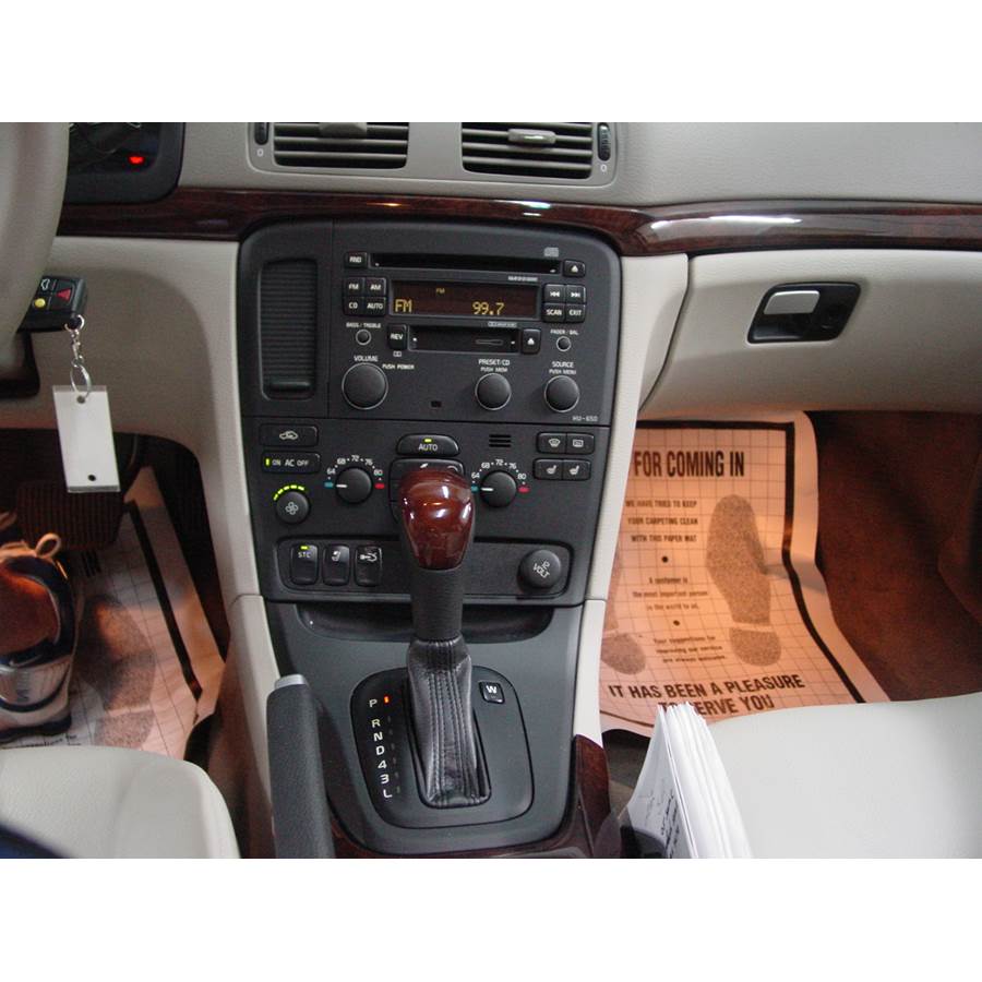 2004 Volvo S80 Factory Radio