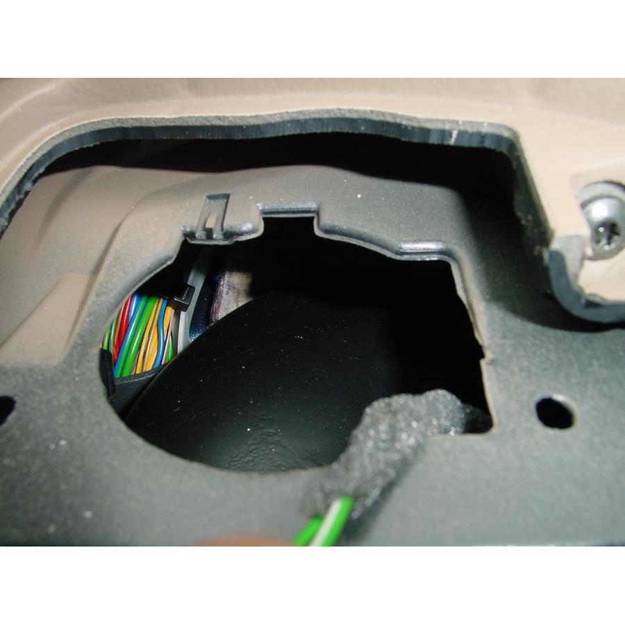 2004 Volvo C70 Dash speaker removed