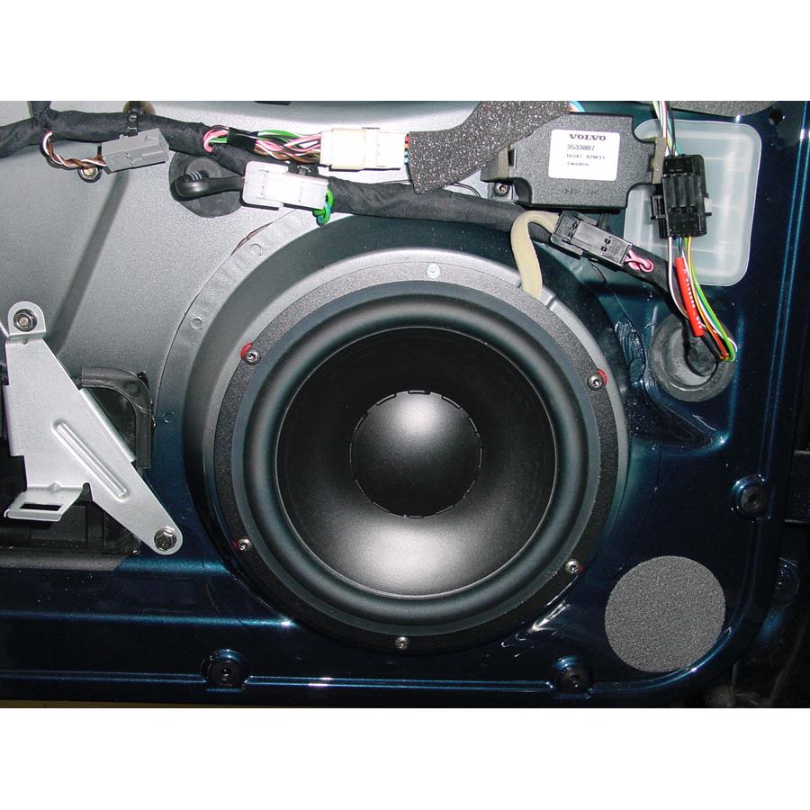2004 Volvo C70 Front door woofer
