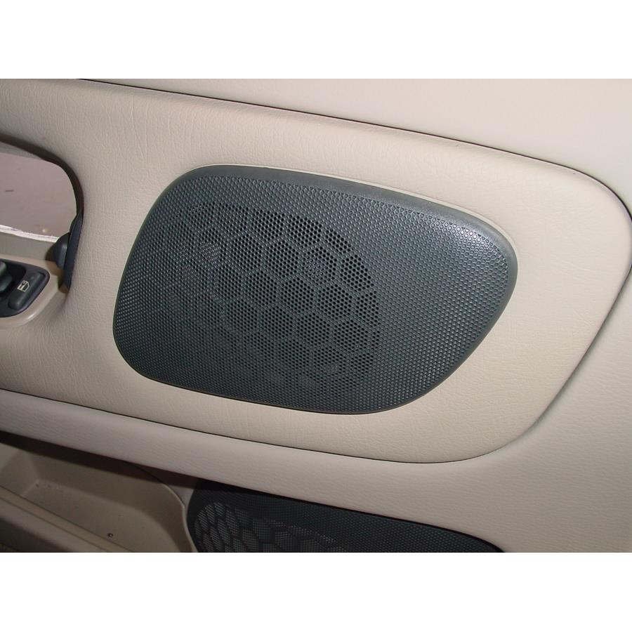 2004 Volvo C70 Front door midrange location