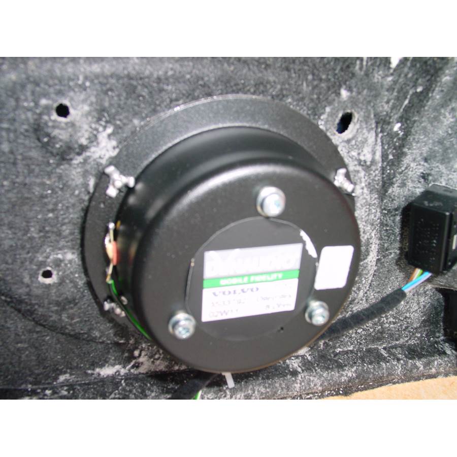 2000 Volvo C70 Front door midrange