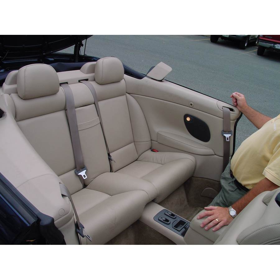 2003 Volvo C70 Mid-rear speaker location