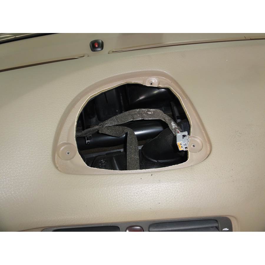 2001 Volvo S80 Center dash speaker removed
